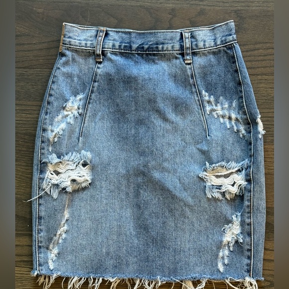 One Teaspoon Dresses & Skirts - One Teaspoon Blue Distressed Denim Pencil Skirt 24 EUC